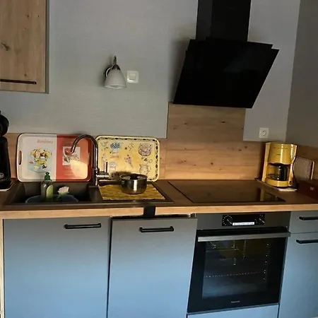 Entre Vignes Et Montagnes Apartamento *